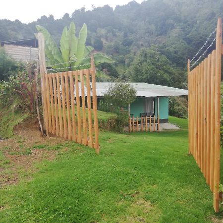 Casa #6 Cabinas San Gerardo Villa San José Esterno foto
